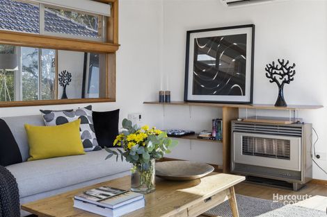 Property photo of 4 Roseneath Place Austins Ferry TAS 7011