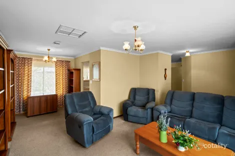 Property photo of 2 Gainsborough Street Salisbury Downs SA 5108