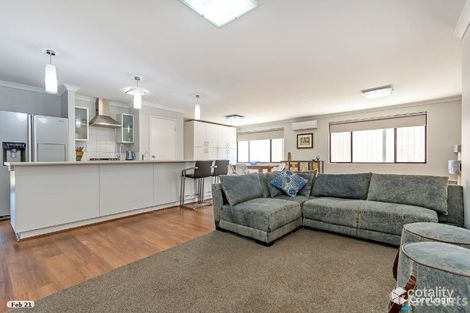 Property photo of 14 Berlin Drive Wanneroo WA 6065