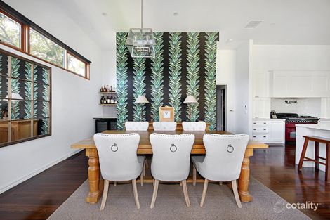 Property photo of 2 Oakleigh Crescent Ormond VIC 3204