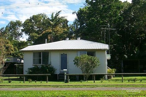 4 Victoria Tce, Halifax, QLD 4850