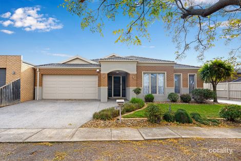 Property photo of 4 Decora Court Werribee VIC 3030