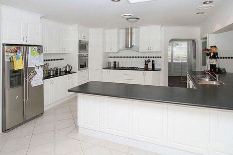 Property photo of 6 Henshaw Court Greenvale VIC 3059