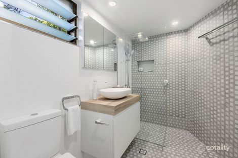 2/1 Crank St, Sunshine Beach, QLD 4567