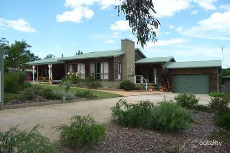 4 Mitchelson Ct, Lakes Entrance, VIC 3909