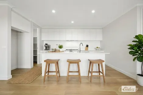 Property photo of 56 Jennings Boulevard Leneva VIC 3691