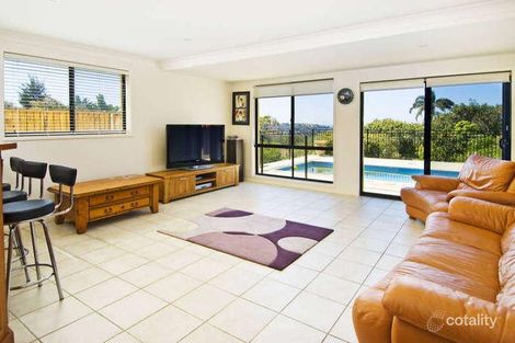 Property photo of 5 Rayner Avenue Narraweena NSW 2099