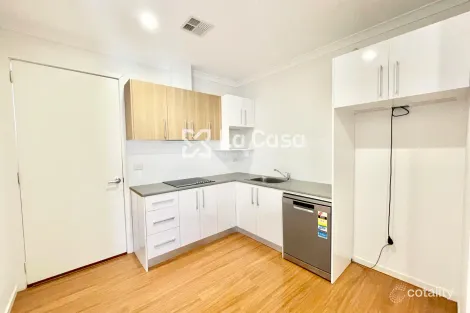 Property photo of 33 Bellbird Loop Lawson ACT 2617