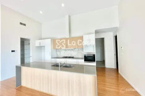 Property photo of 33 Bellbird Loop Lawson ACT 2617