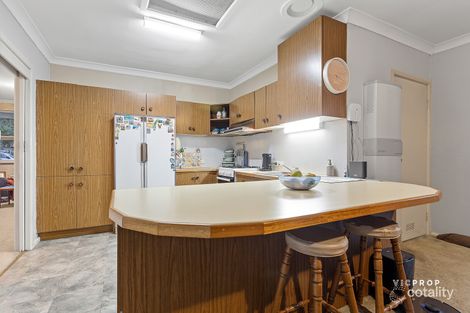 Property photo of 31 Coromandel Crescent South Knoxfield VIC 3180