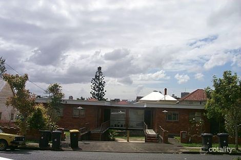 26 Westbourne St, Highgate Hill, QLD 4101