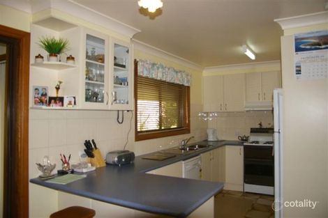 Property photo of 74 Lone Pine Avenue Orange NSW 2800
