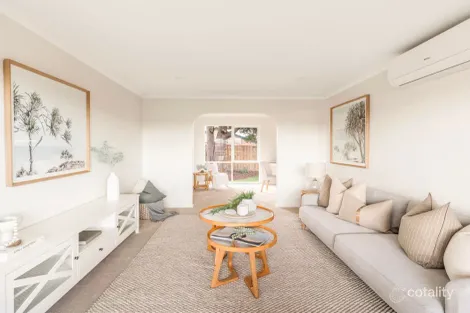 Property photo of 9 Challenge Court Frankston VIC 3199