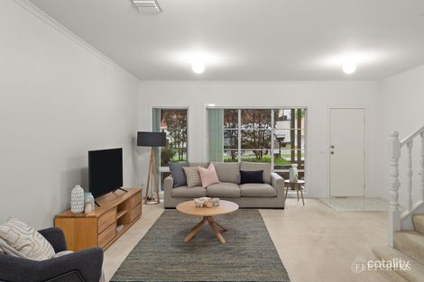 Property photo of 28 Scarborough Square Mont Albert North VIC 3129