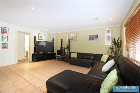 Property photo of 26 William Circuit Caroline Springs VIC 3023