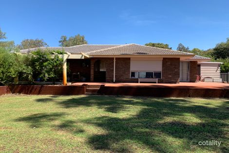 5 St Georges Ave, Champion Lakes, WA 6111
