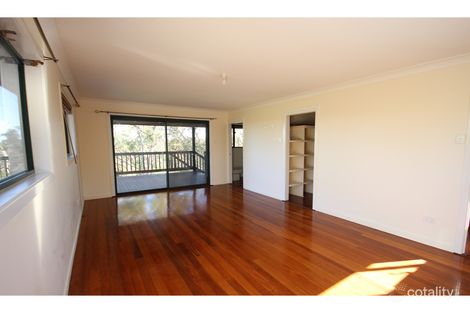 Property photo of 11 Quahlee Grove Karana Downs QLD 4306