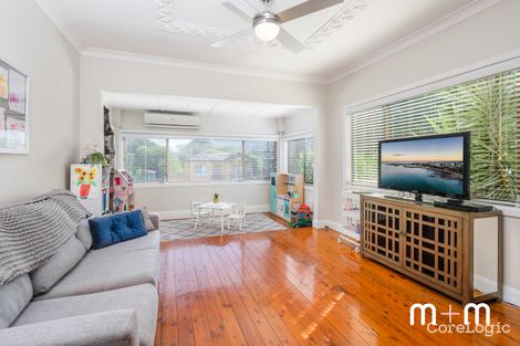 Property photo of 1/11 Dempster Street West Wollongong NSW 2500