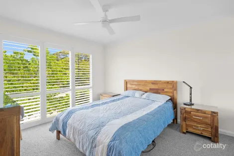 Property photo of 31 Malone Loop Meadow Springs WA 6210