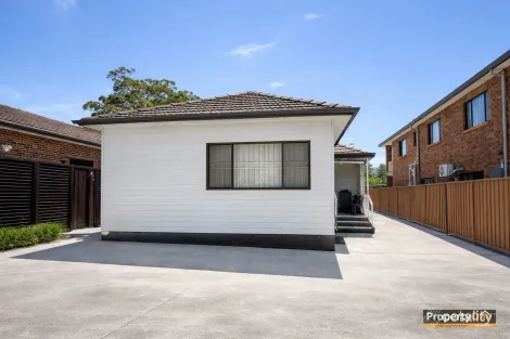 37 Juno Pde, Greenacre, NSW 2190
