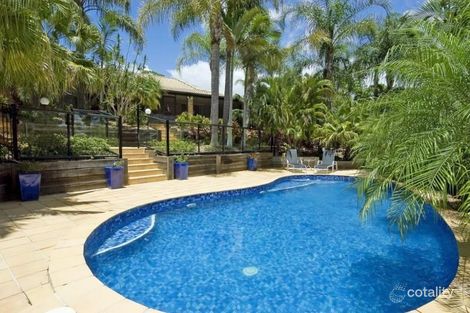 Property photo of 5 Riverdowns Crescent Helensvale QLD 4212