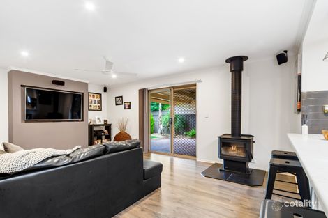 Property photo of 28 Sun Crescent Happy Valley SA 5159