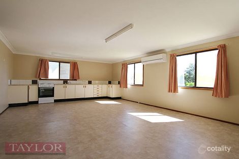 Property photo of 26 Little Park Street Greta NSW 2334