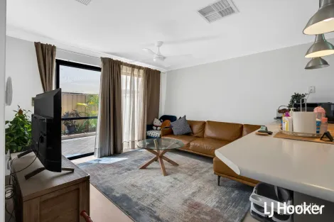 Property photo of 99B Gateway Boulevard Canning Vale WA 6155