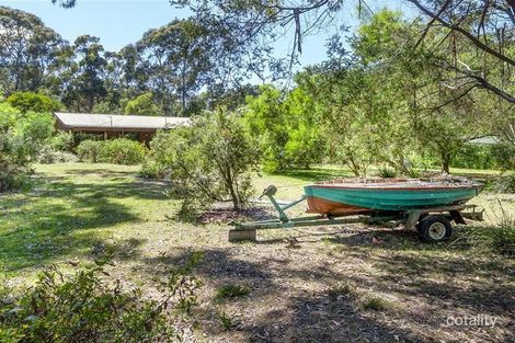 395 Randalls Bay Rd, Eggs And Bacon Bay, TAS 7112