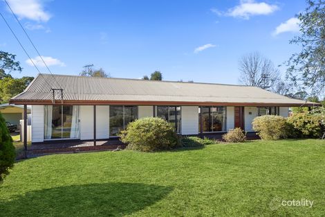 14 Castlereagh St, Tahmoor, NSW 2573