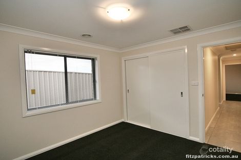 Property photo of 6 Flack Crescent Boorooma NSW 2650