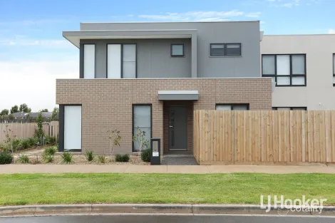 Property photo of 2 Sullivan Walk Point Cook VIC 3030
