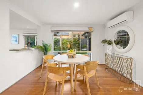 Property photo of 8 Brigalow Close Bridgeman Downs QLD 4035