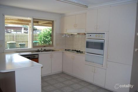 Property photo of 2 Heysen Drive Skye VIC 3977