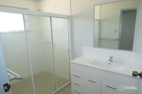 Property photo of 50 Bonython Drive Emerald QLD 4720