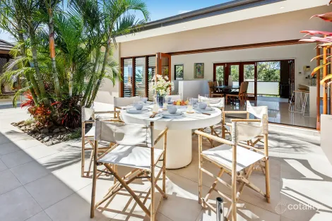 Property photo of 16 San Simeon Circuit Sapphire Beach NSW 2450