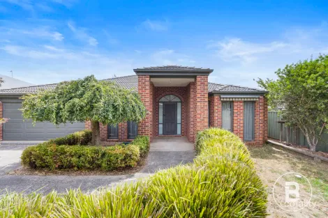 14 Pettett Cl, Miners Rest, VIC 3352