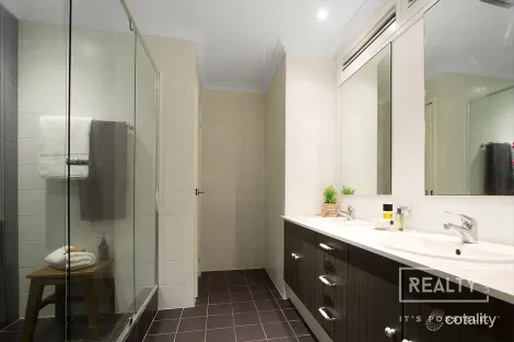 Property photo of 3B Bartlett Crescent Karrinyup WA 6018