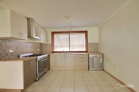 Property photo of 34 Cassowary Avenue Werribee VIC 3030