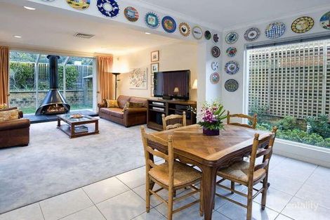 Property photo of 140 Winmalee Road Balwyn VIC 3103