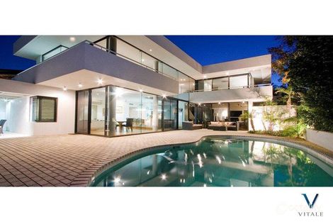 100 River Way, Salter Point, WA 6152