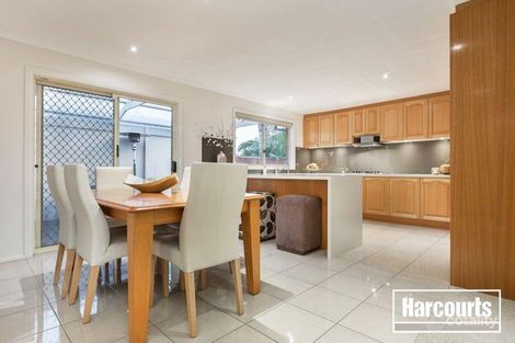Property photo of 27 Serendip Court Narre Warren VIC 3805