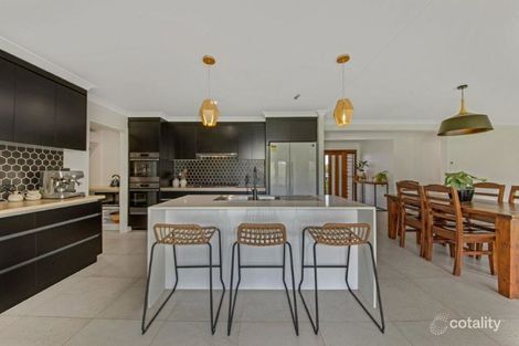 Property photo of 22 Jillaroo Close Benaraby QLD 4680