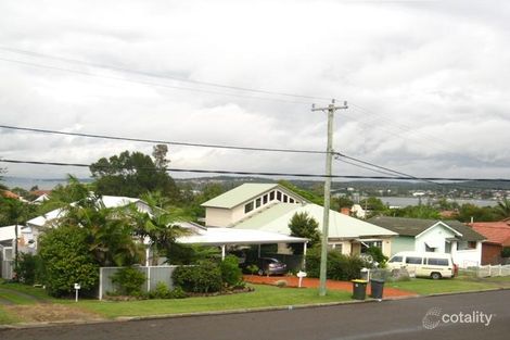 Property photo of 13 Chippindall Street Speers Point NSW 2284
