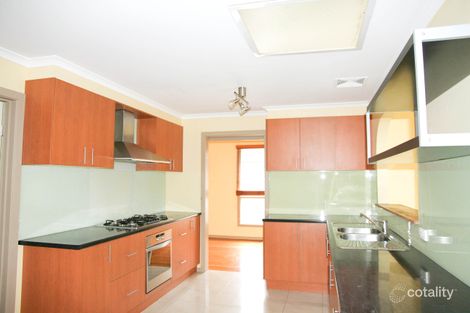 Property photo of 14 College Crescent Keysborough VIC 3173