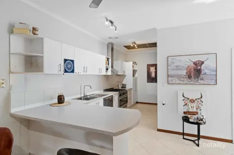 Property photo of 8/51-59 Heavey Crescent Whitfield QLD 4870