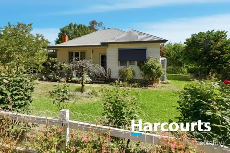 3984 Snow Rd, Whorouly East, VIC 3735
