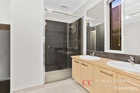 Property photo of 3 Feathertop Court Cranbourne North VIC 3977