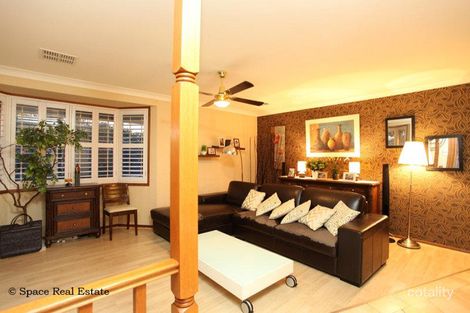 Property photo of 9 Cedar Wattle Place Narellan Vale NSW 2567