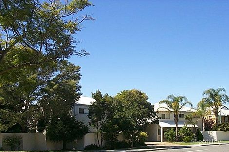 72 Macleod Rd, Applecross, WA 6153